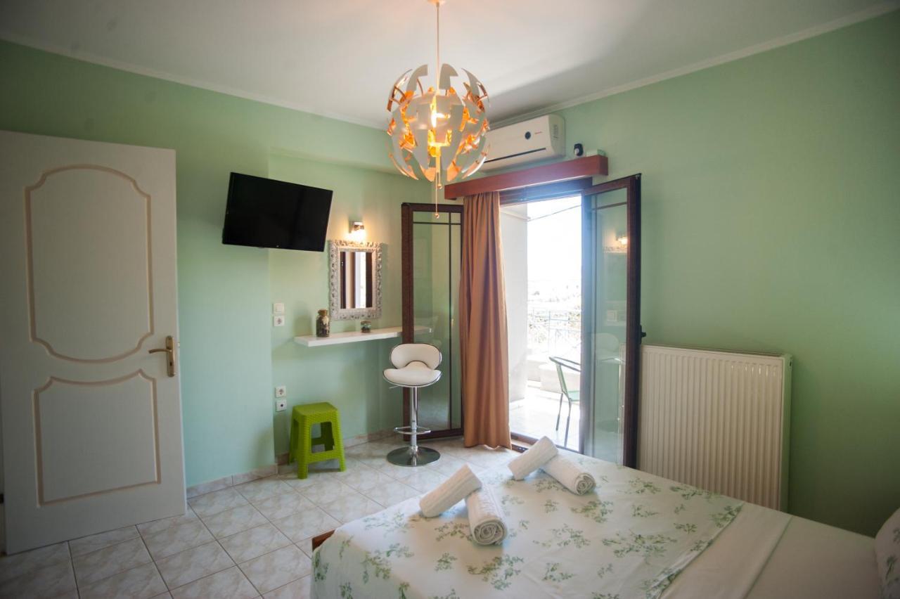 Colourful Apartments 아르고스톨리온 외부 사진