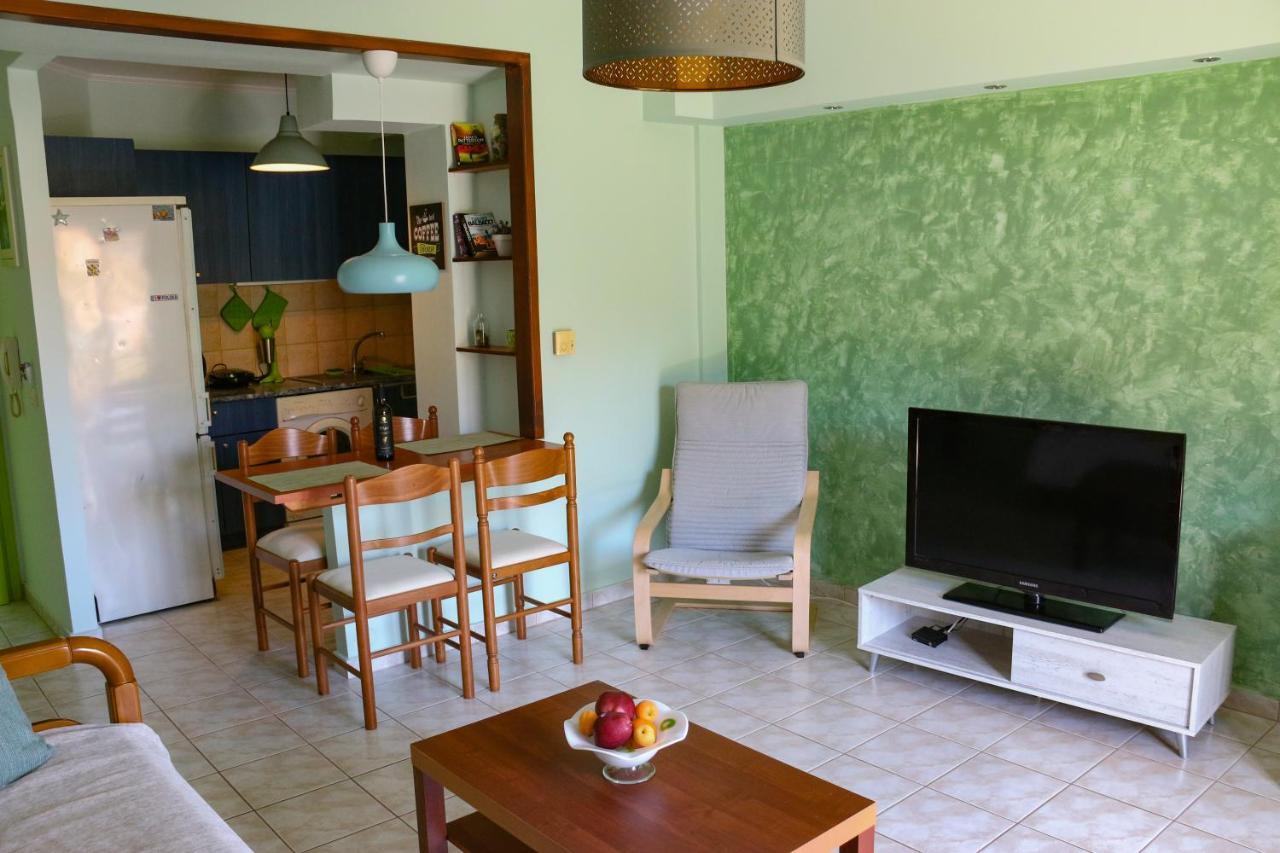 Colourful Apartments 아르고스톨리온 외부 사진